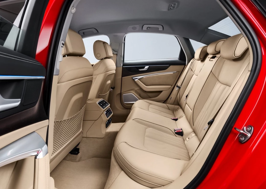 1599252-Audi-A6 8.jpg