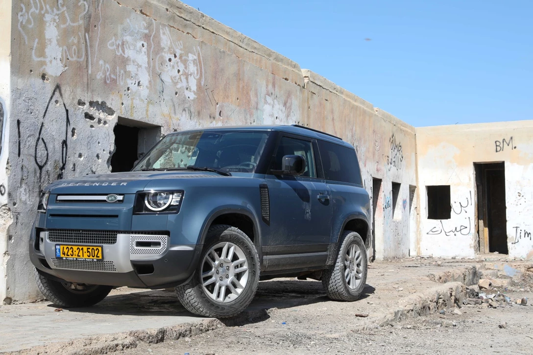 1640649-מסע לרגל השקת הדיפנדר הקצר בישראל, צילום רונן טופלברג (117).jpg