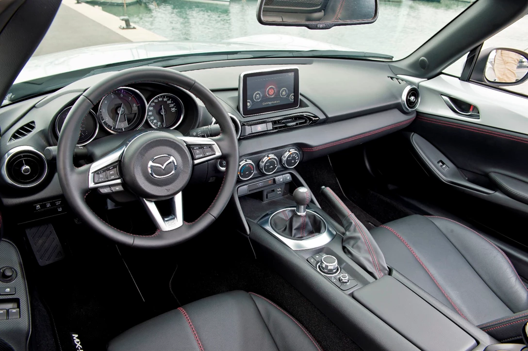 1596614-mx5_2015_sneak_peek_interior_4.jpg