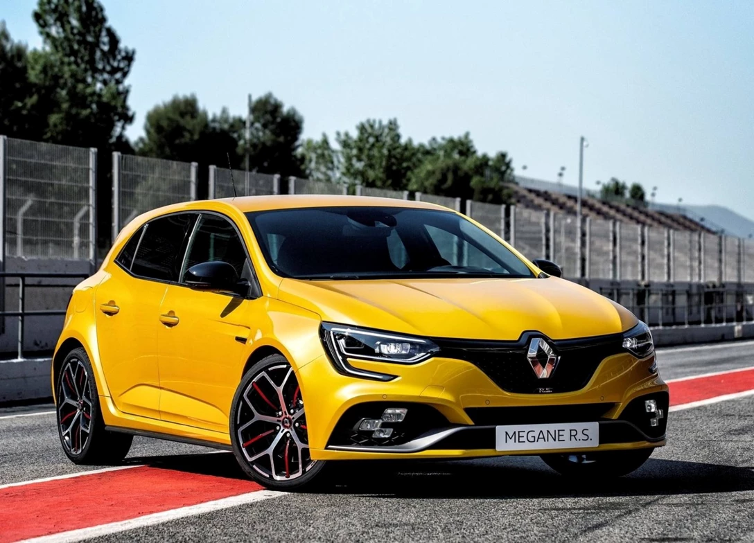 1696047-Renault-Megane_RS-2024-01.jpg