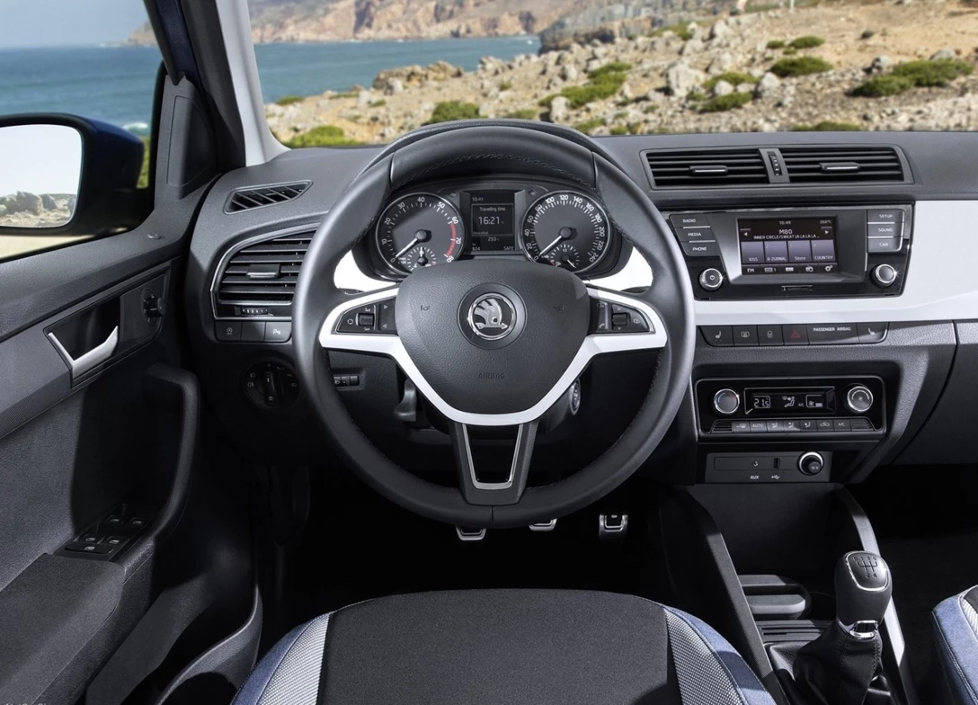 1639190-Skoda-Fabia-2019-05.jpg
