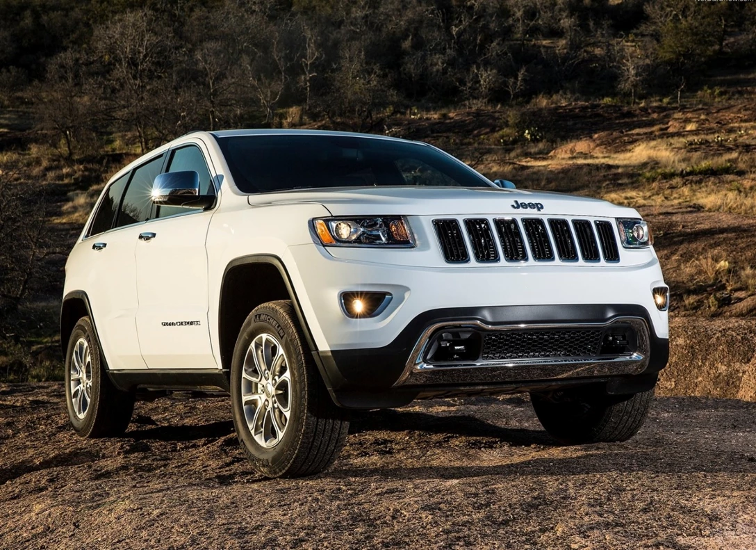 1658423-Jeep-Grand_Cherokee-2020-04.jpg