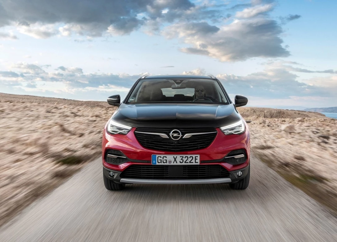 1653807-Opel-Grandland_X_Hybrid4-2022-1600-0a.jpg