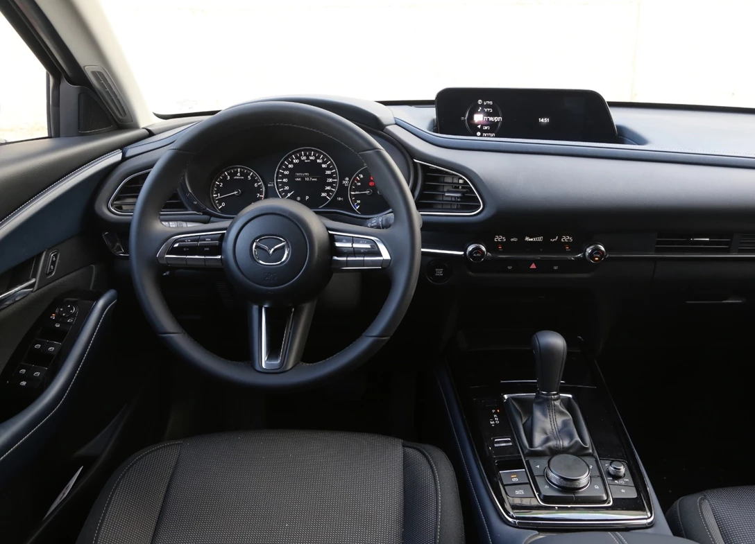1692397-Mazda-CX-30-2024-06-IR.jpg