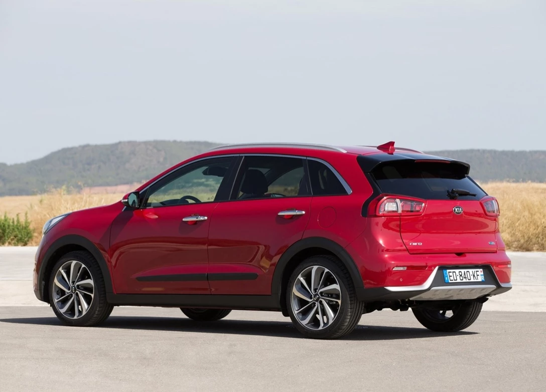 1637664-Kia-Niro_EU-Version-2016-05.jpg