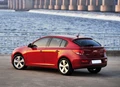 1689255-Chevrolet-Cruze_Hatchback-2013-11.jpg