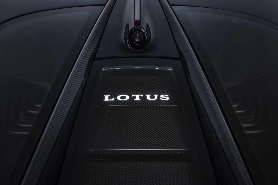 1619828-Lotus Evija Rear View Mirror Camera and Battery.jpg