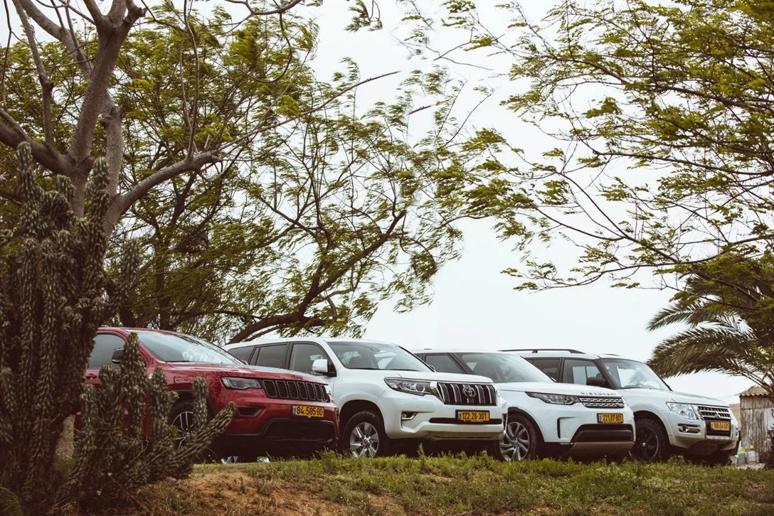 1600580-BY BENNY DOUTSH (2).jpg