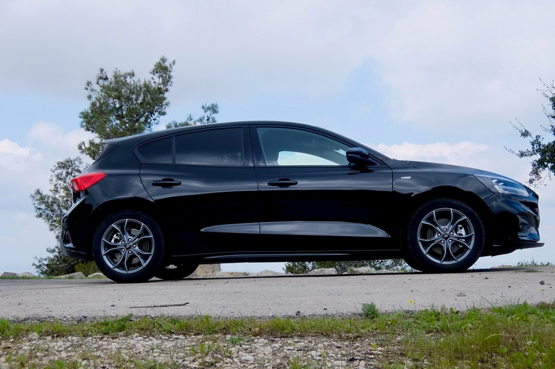 1641998-פורד פוקוס ST ליין מתלה רב חיבורי - 5.jpeg