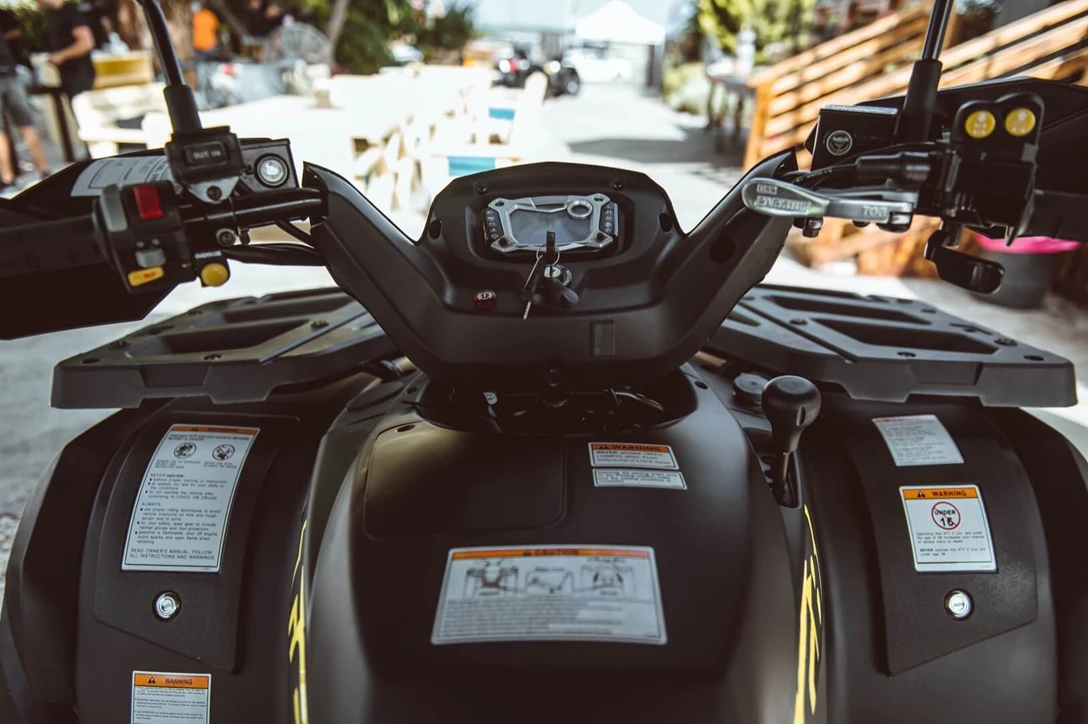 1632815- BY BENNY DOUTSH-11.jpg