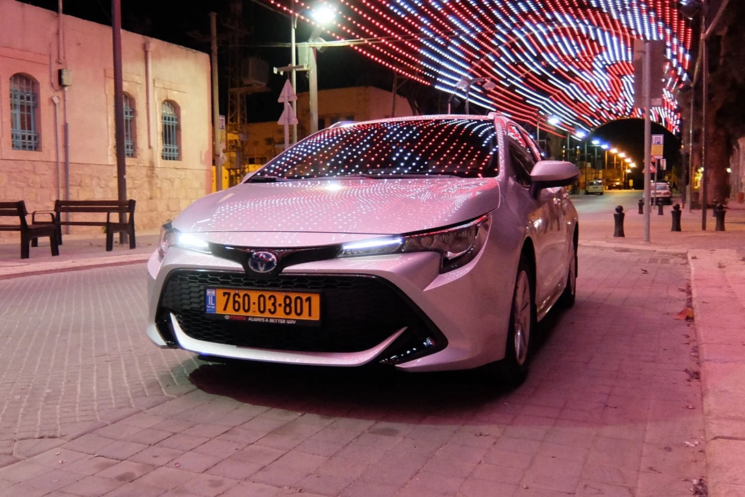 1616481-טויוטה קורולה סטיישן מבחן דרכים (1).JPG