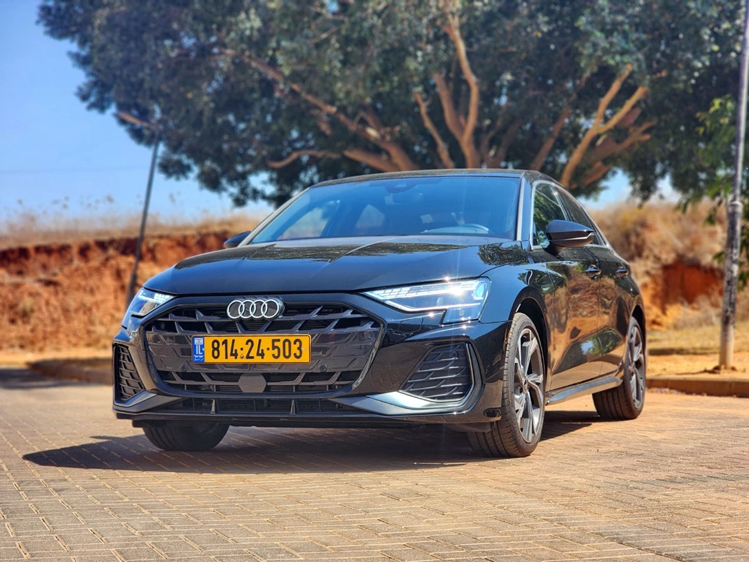 1702048-A3AUDI (67).jpg