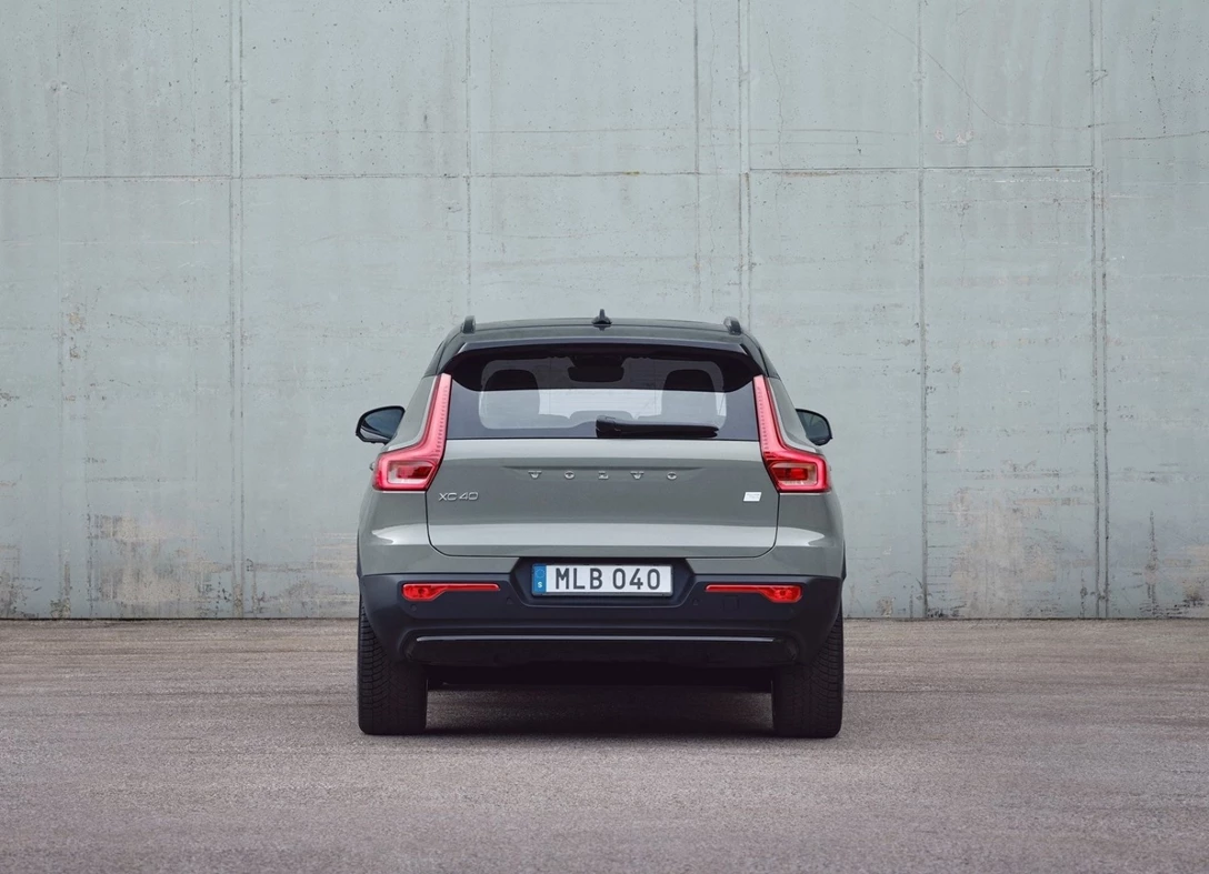 1674314-Volvo-XC40_Recharge-2023-03.jpg