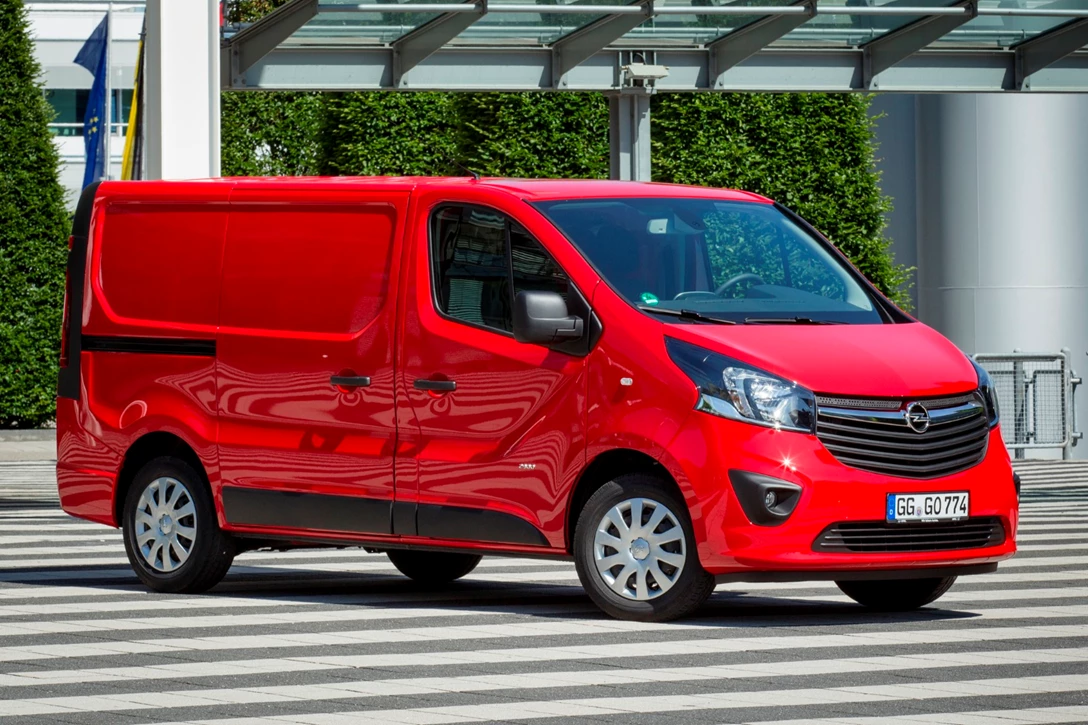 1601714-Opel Vivaro 1.jpg