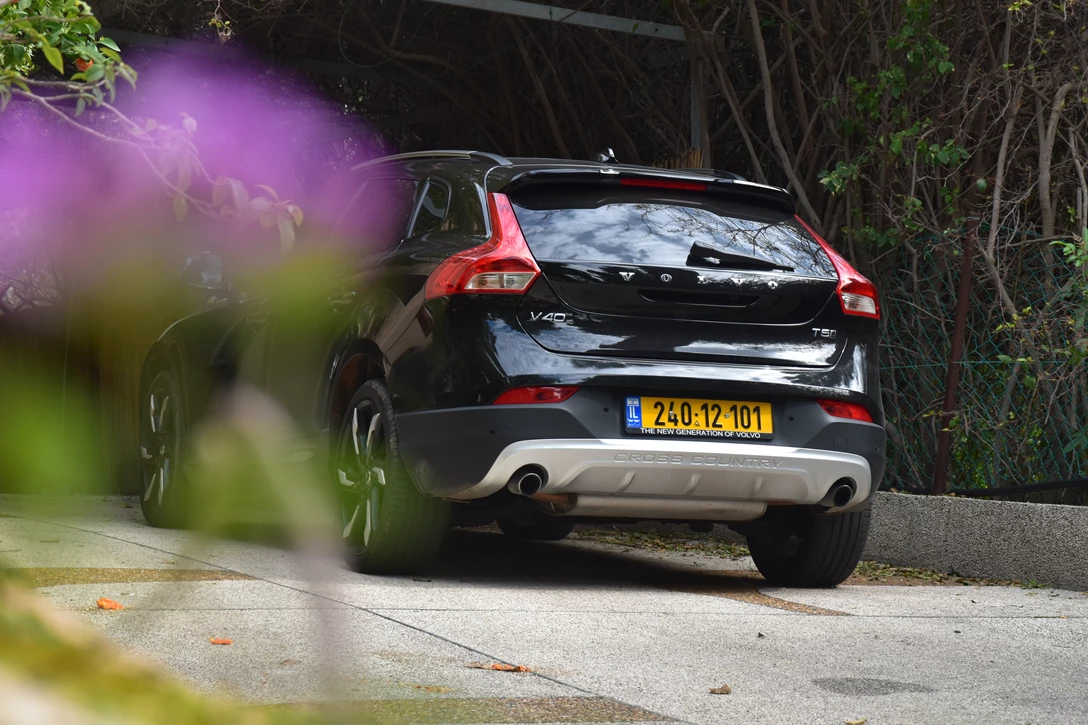 1593962-וולוו V40 קרוס קאנטרי מבחן דרכים  (10).JPG