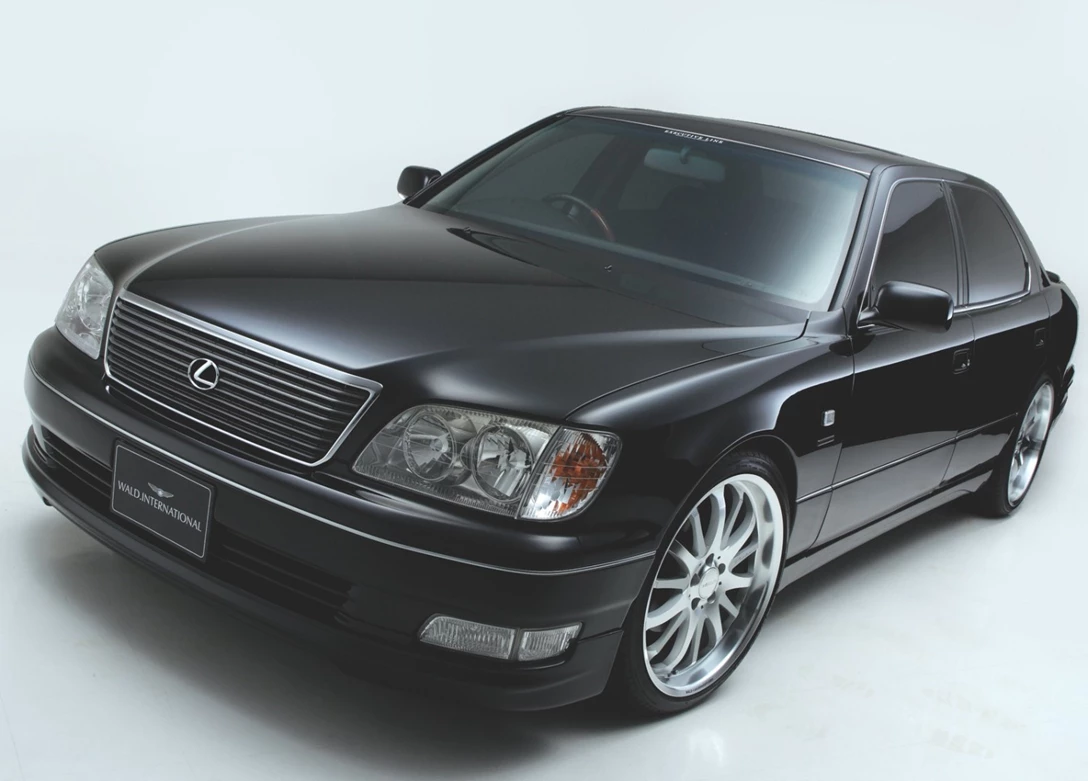 1626345-Wald-Lexus_LS-2000-03.jpg