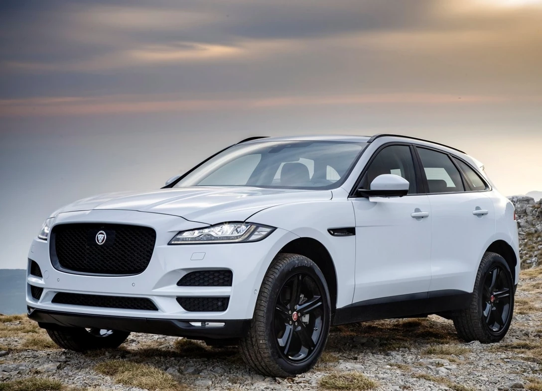 1668744-Jaguar-F-Pace-2019-04.jpg