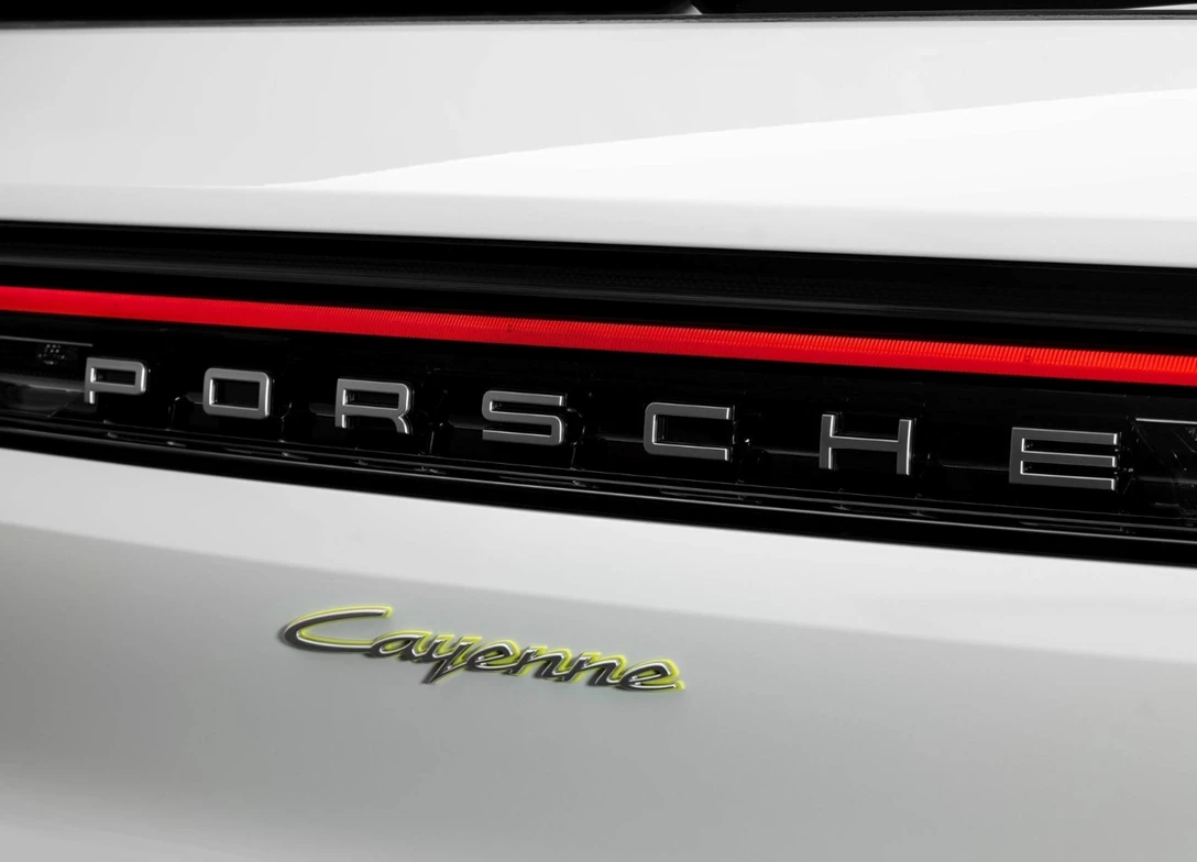 1710200-Porsche-Cayenne-2025-19.jpg