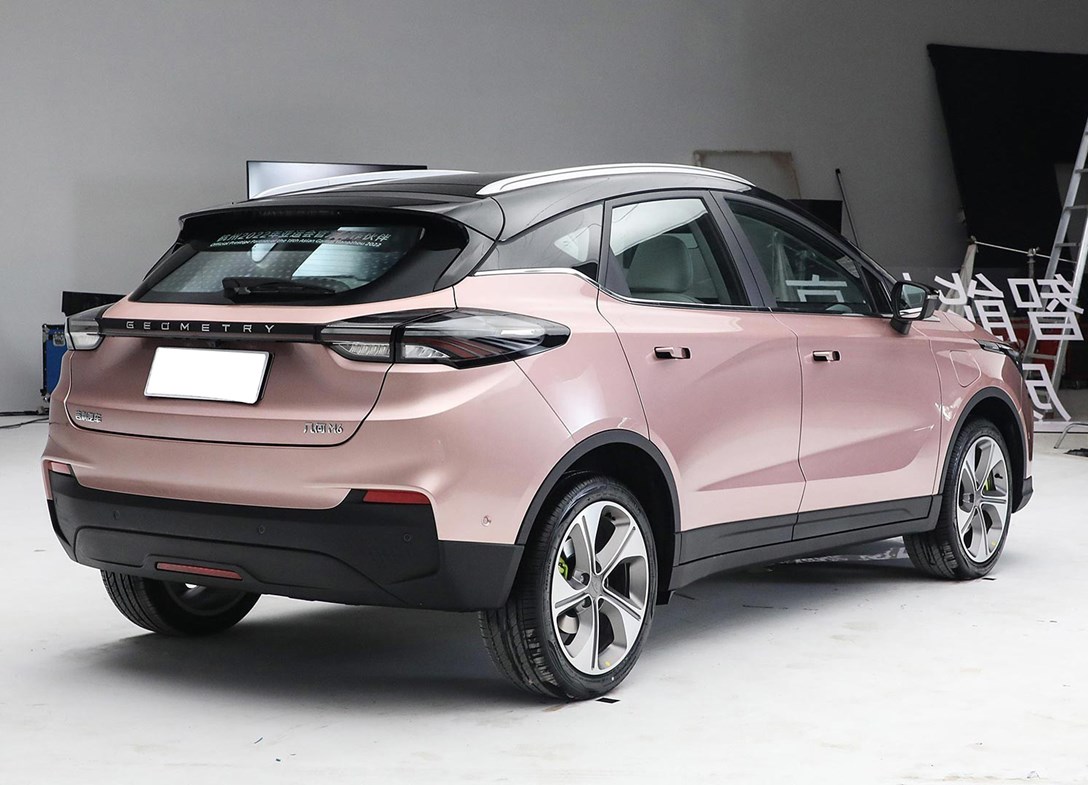1691454-Geely-Geometry-C-2024-02.jpeg