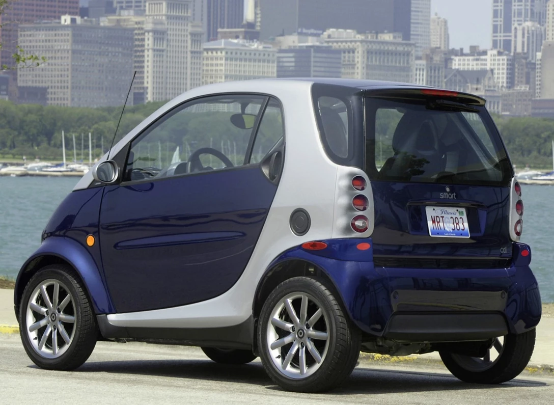 1605935-Smart-fortwo_coupe-1998-2006-08.jpg