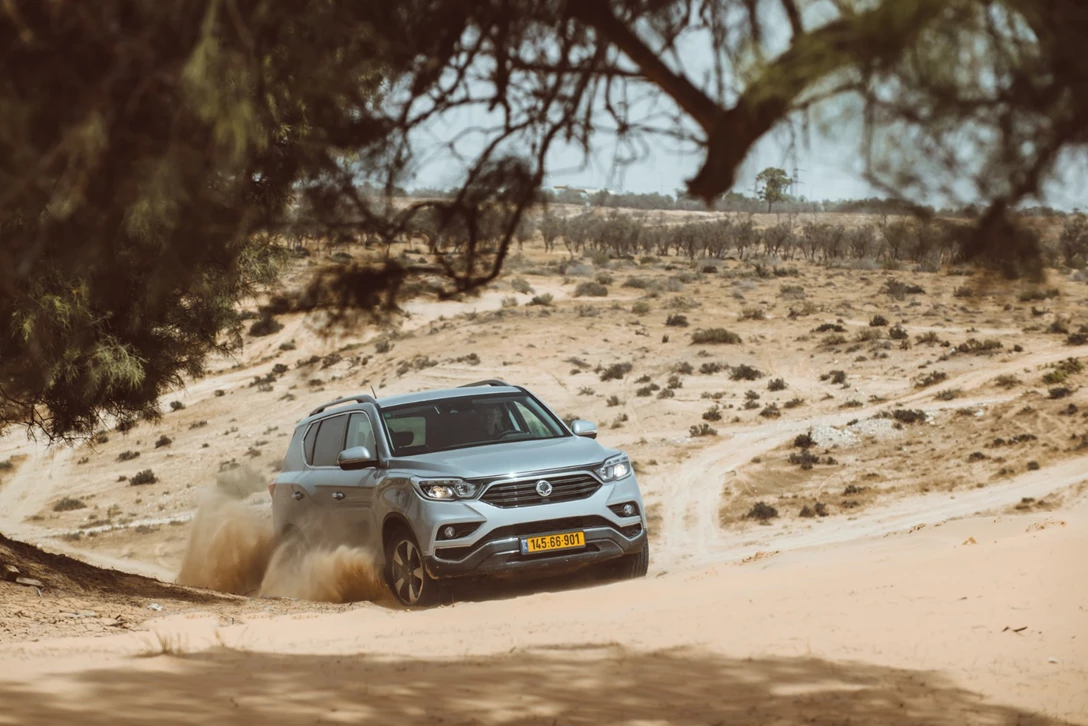 1601937-סאנגיונג רקסטון (2).jpg