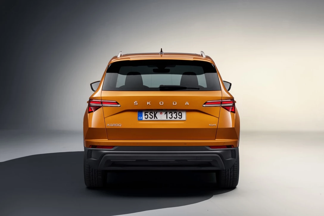 1653647-22_skoda_karoq-1920x1281.jpg
