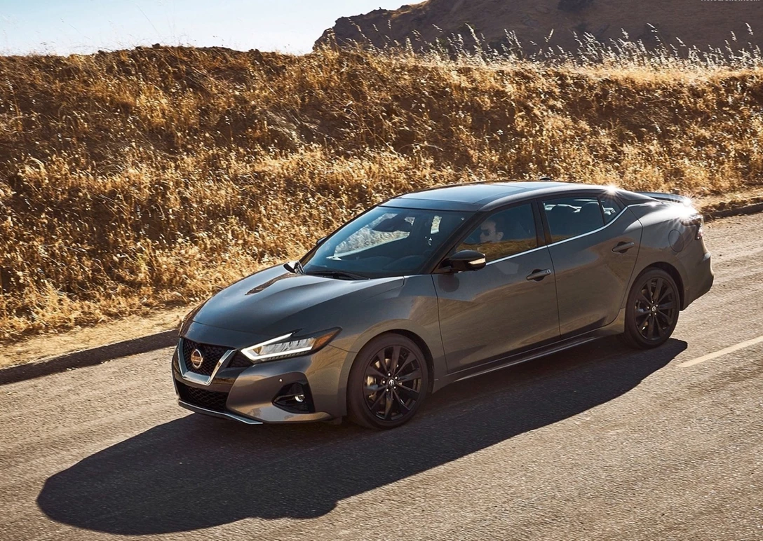 1661303-Nissan-Maxima-2021-04.jpg