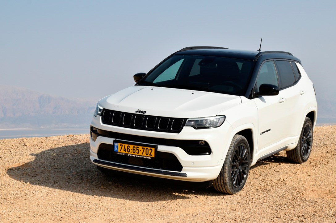 1659857-COMPASS - 8.jpeg