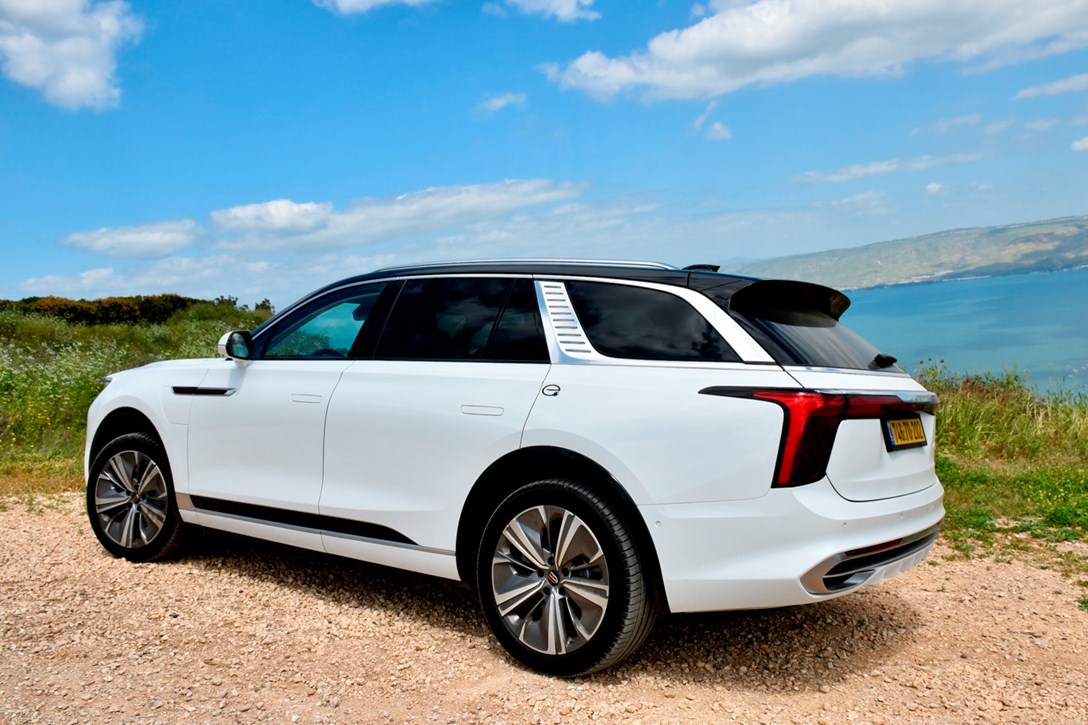 1660022-HONGQI - 17.jpeg