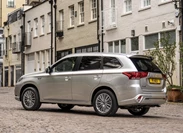 1653325-Mitsubishi-Outlander_PHEV-2021-02.jpg