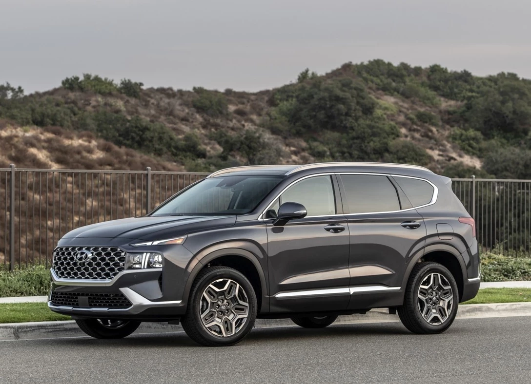 1651845-Hyundai-Santa_Fe-2022-04.jpg