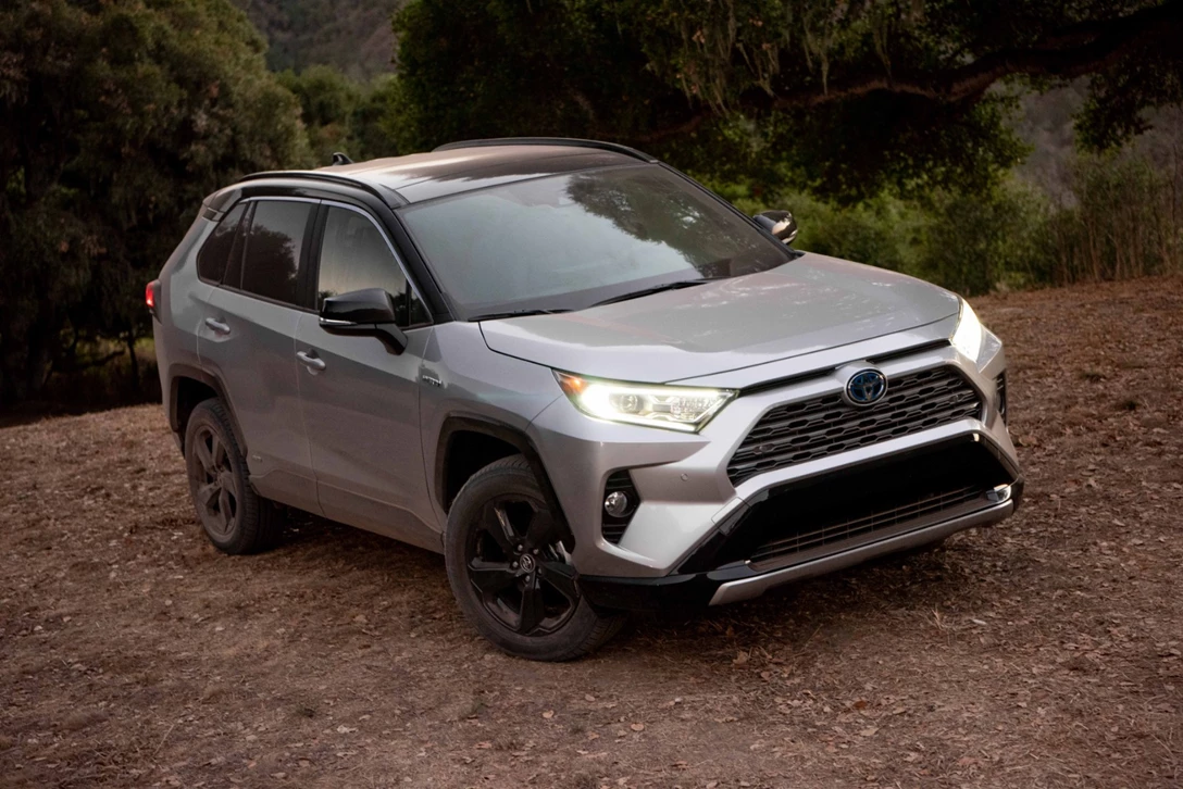 1612385-2019_Toyota_RAV4_XSE_HV_SilverSkyMetallic_58_D45E447C7FD72064322045DAD737D54E1C678B18.jpg