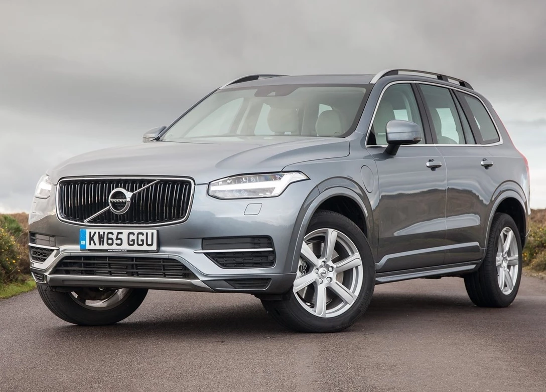 1646646-Volvo-XC90_T8_Twin_Engine-2016-1280-04.jpg