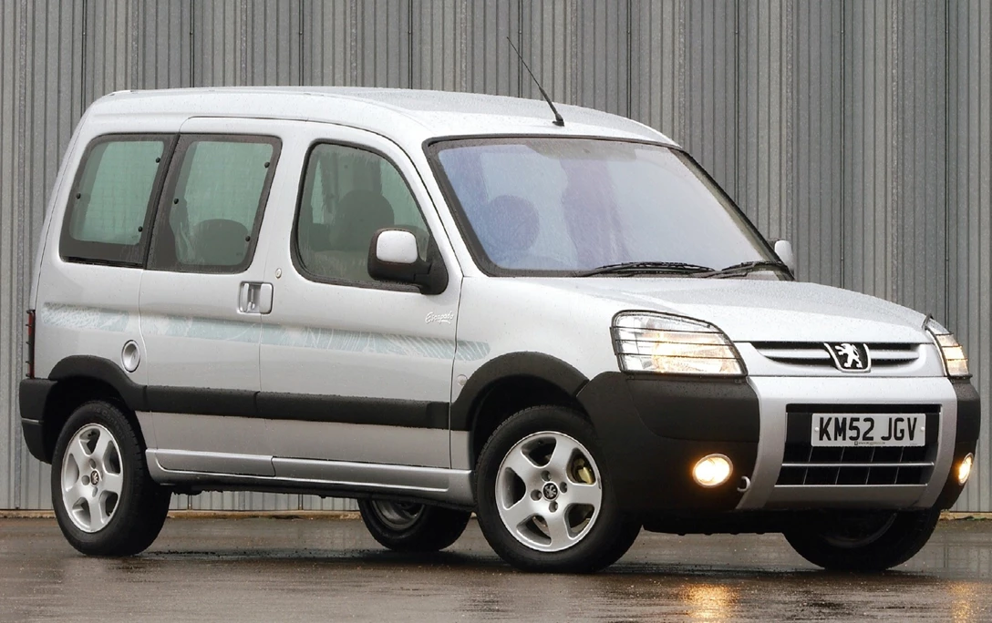 1602828-Peugeot Partner 1997-2002-2.jpg