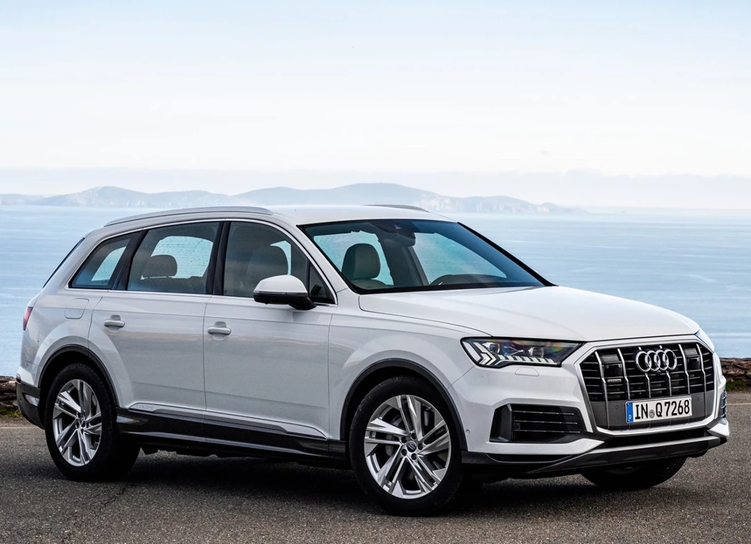 1645633-Audi-Q7-2020-01.jpg
