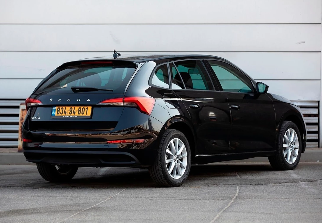 1676500-Skoda-Scala-2023-03.jpg