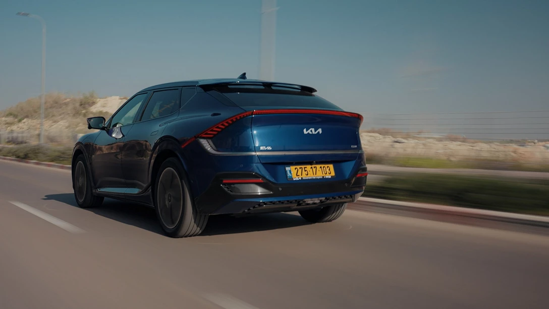 1679120-אוטו השנה 2023.00_11_28_00.Still007 copy-min.jpg