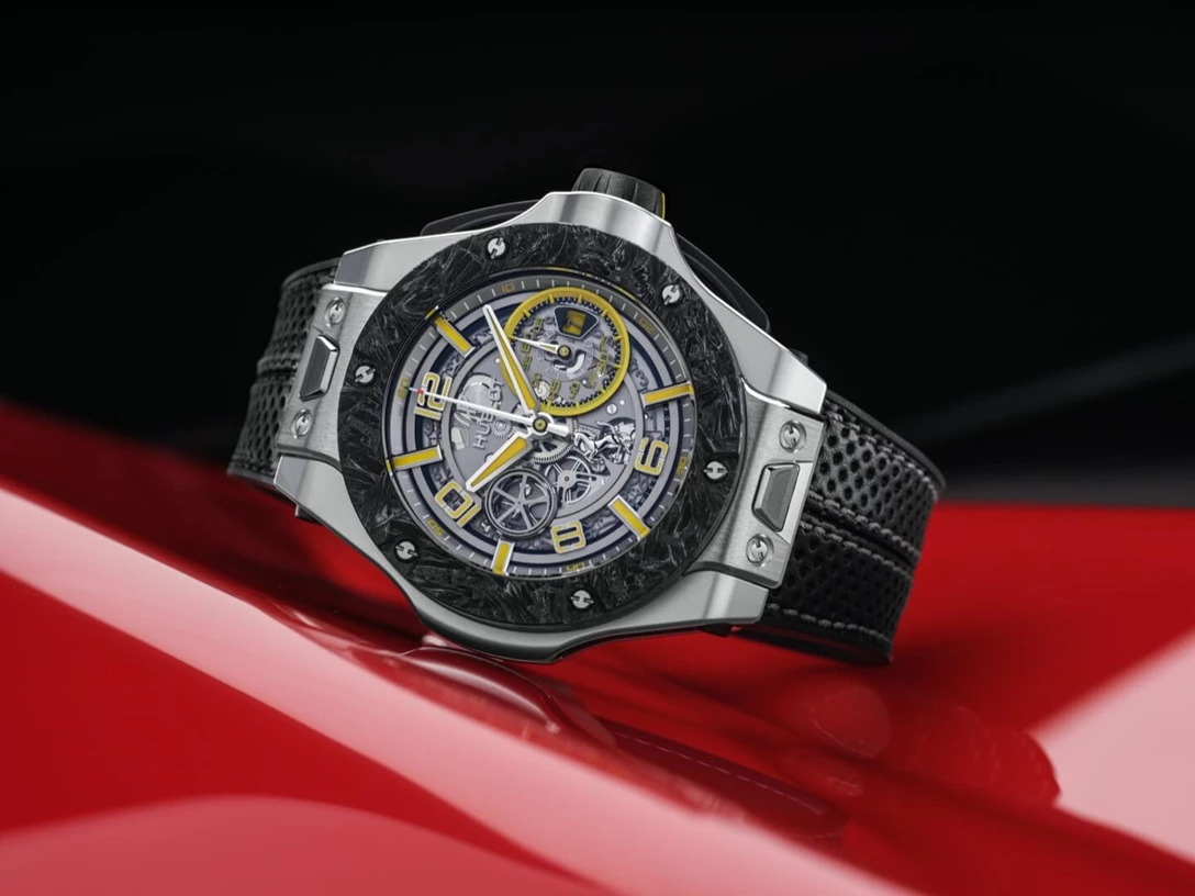 1626336-Hublot Big Bang Scuderia Ferrari 90th Anniversary Platinum (2).jpg