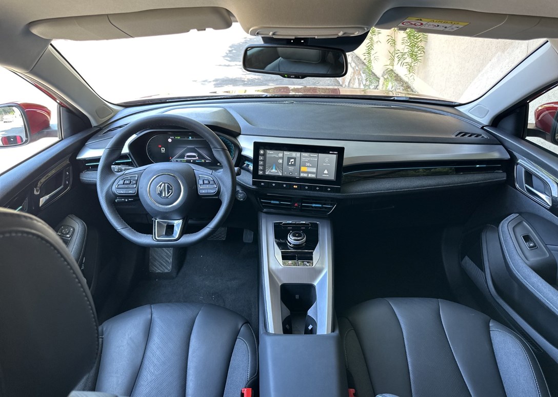 1686017-MG 5 - 74.jpeg