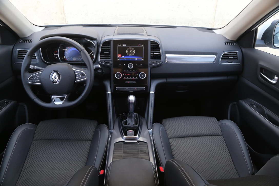 1679768-Renault-Koleos-2023-05-IR.jpg