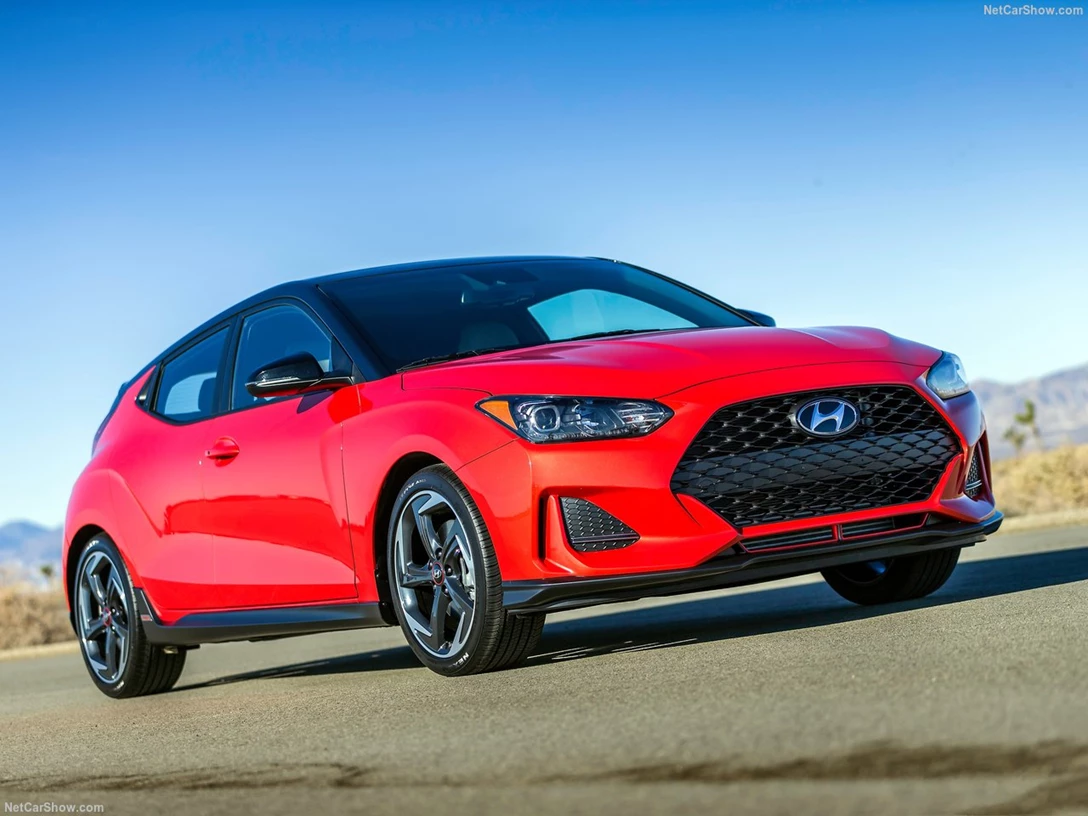 1591441-Hyundai-Veloster 1.jpg