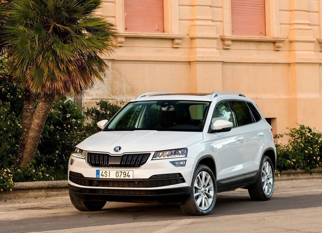 1638950-Skoda-Karoq-2020-06.jpg