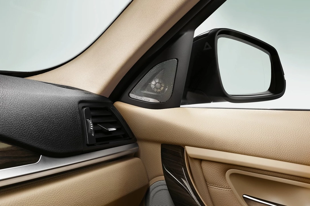 ב.מ.וו סדרה 3 2011