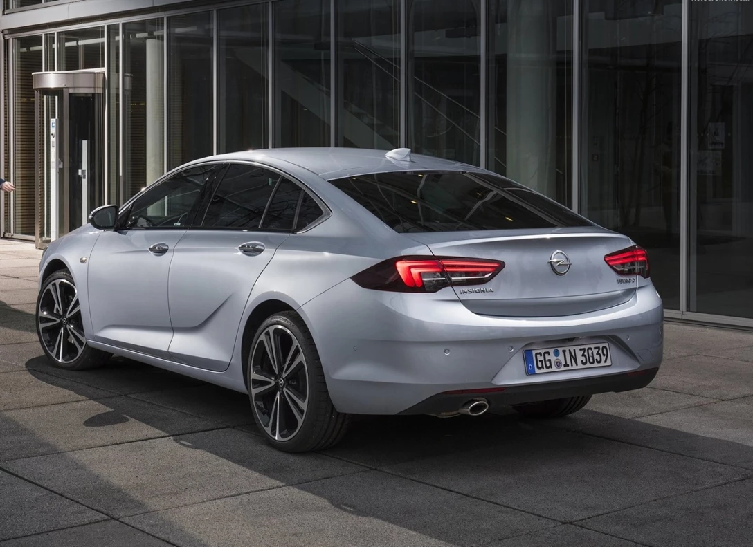 1649240-Opel-Insignia_Grand_Sport-2019-03.jpg
