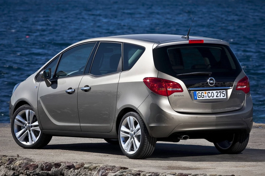 אופל מריבה 2011