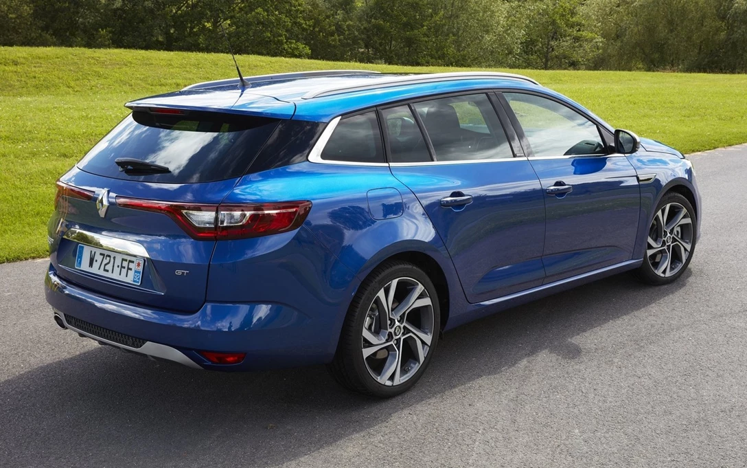 1686548-Renault-Megane_Estate-2017-1600-0e.jpg