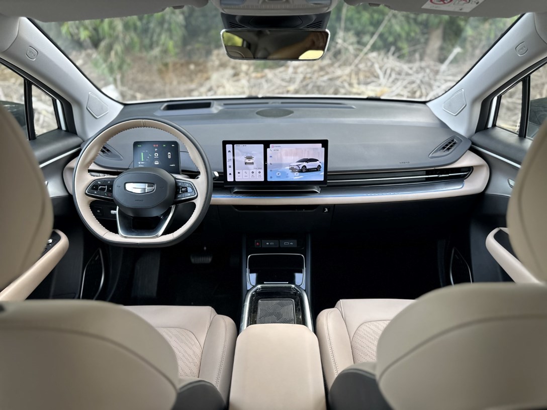 1685220-G G C 480 - 101-min.jpeg