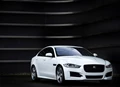 1664741-Jaguar-XE-2017-02.jpg
