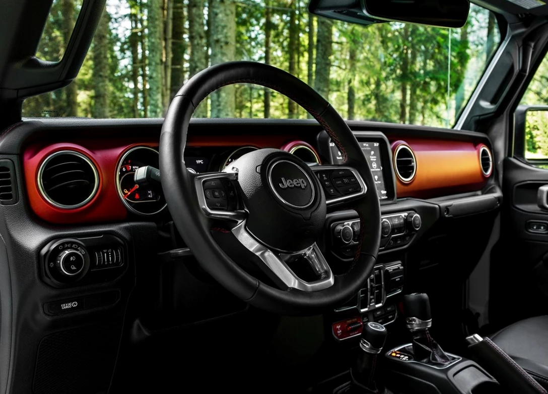 1682287-Jeep-Gladiator-2023-05.jpg