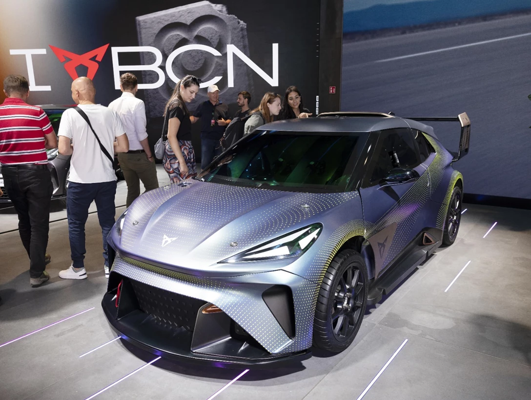 1688083-CUPRA BCN-min.jpg